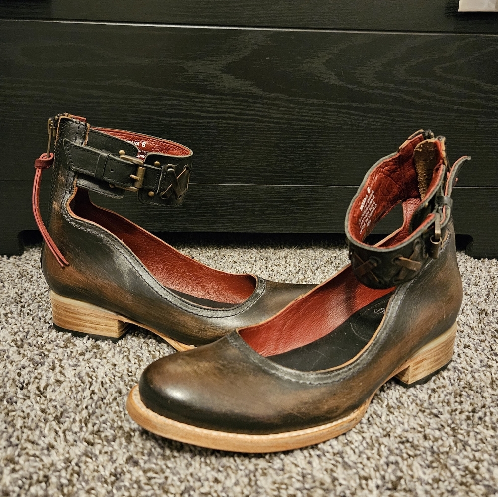 Freebird by Steven - Moana size 6